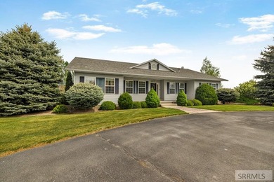 THIS PROPERTY IS CURRENTLY UNDER CONTRACT WITH A 48 HR FIRST - photo 4