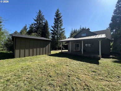 BACK ON MARKET WITH IMPROVEMENTS! Beautifully updated 3 bed 2 - photo 2