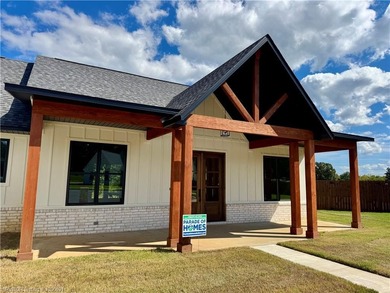 Jack Nolen Lake Home For Sale in Greenwood Arkansas