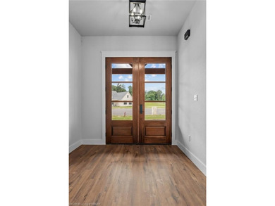 Welcome to East Village! This thoughtfully designed 3-bedroom, 2 - photo 4