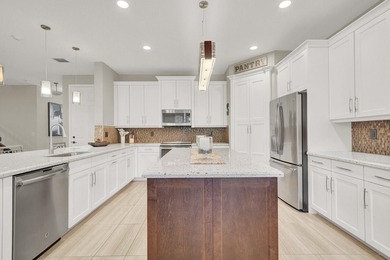 Welcome to this beautiful 4 bedroom, 3 bathroom home in the - photo 14