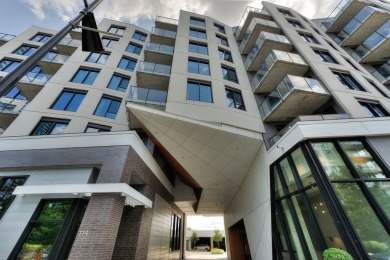 Lake Home For Sale in Montréal (Verdun/Île-Des-SœUrs),