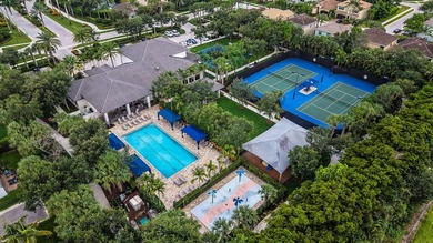 Welcome to this beautiful 4 bedroom, 3 bathroom home in the - photo 50