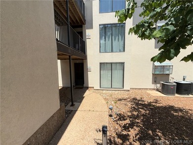 Beautiful walk-in condo offering the perfect opportunity for - photo 5