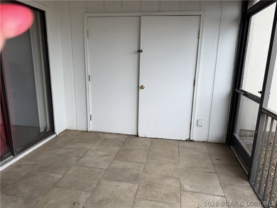 Beautiful walk-in condo offering the perfect opportunity for - photo 7