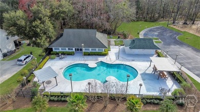 Welcome to 18 Purple Martin Lane, a beautifully maintained home - photo 35