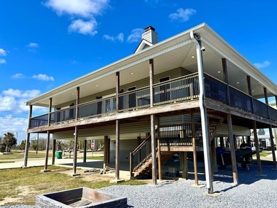 Bay St Louis on the water!! Welcome to your dream home in the - photo 2