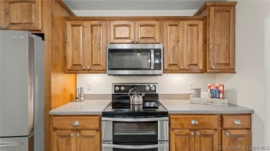 Beautifully maintained 5-bedroom, 3.5-bath home located in the - photo 9