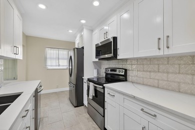 3 BEDROOM 2 BATH VILLA IN QUIET NEIGHBORHOOD OF CRYSTAL LAKE - photo 12