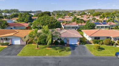 3 BEDROOM 2 BATH VILLA IN QUIET NEIGHBORHOOD OF CRYSTAL LAKE - photo 33
