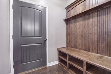 Welcome to 1502 Cross Creek Drive in the highly sought after - photo 17