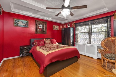 **Beautifully Renovated Brick Townhome in Beechhurst** Welcome - photo 7