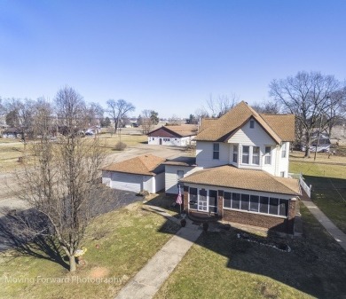 Lake Home Off Market in Henry, Illinois