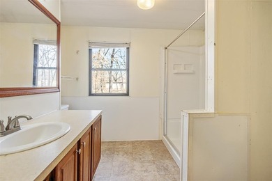 Well maintained 3 bedroom, 2 bath home situated on three - photo 10