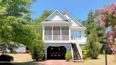 Home is located on a quiet street with room between neighbors - photo 2