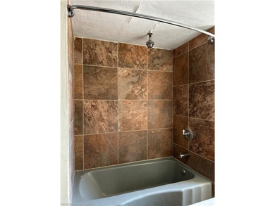 Turnkey 3-unit investment on one parcel: 622 S 6th St + 415 Wood - photo 7