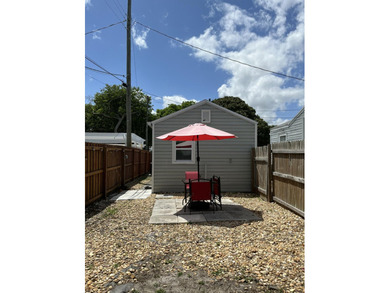 Multi unit Lot. 2 independent structures with separate electric - photo 11