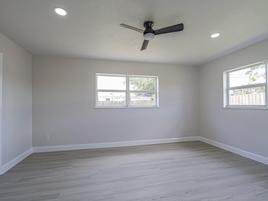 Better than new construction! Massive 1,900+ sq ft 3BD/2BA block - photo 17