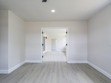 Better than new construction! Massive 1,900+ sq ft 3BD/2BA block - photo 22