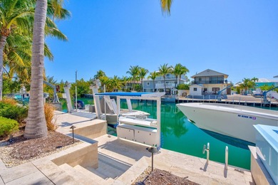 Waterfront pool home with dockage in Venetian Shores offered - photo 48
