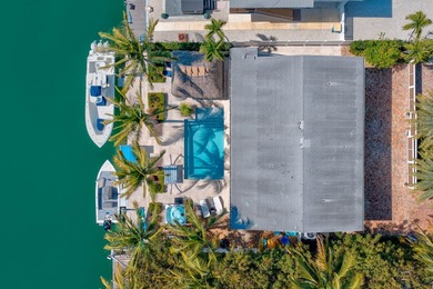 Waterfront pool home with dockage in Venetian Shores offered - photo 50
