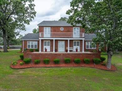 Arkansas River Home For Sale in Fort Smith Arkansas