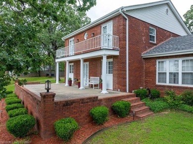 Exceptional value in PRIME LOCATION! This updated brick home on - photo 3