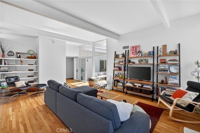 Presenting a Rare Mid-Century Modern Masterpiece in Huntington - photo 15