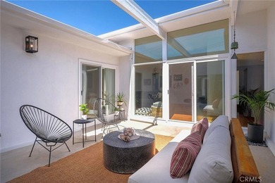 Presenting a Rare Mid-Century Modern Masterpiece in Huntington - photo 20