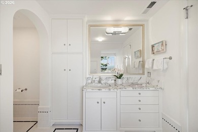 Rarely does a property like this come to market - steeped in - photo 31