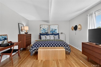 Presenting a Rare Mid-Century Modern Masterpiece in Huntington - photo 34