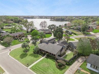 Lake Jennie Jewel Home For Sale in Orlando Florida