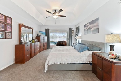 Welcome to this beautifully maintained pool & lakefront home - photo 20