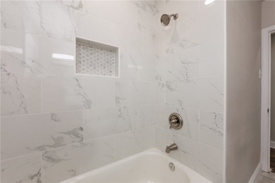 MUST SEE!!!! This charming 3-bedroom, 1-bath home offers comfort - photo 26