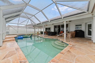 Welcome to this beautifully maintained pool & lakefront home - photo 29