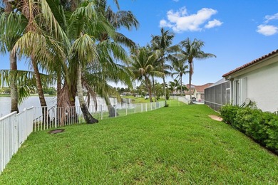 Welcome to this beautifully maintained pool & lakefront home - photo 31