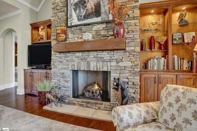 Welcome to 304 Lake Hills Lane. This beautifully appointed home - photo 6