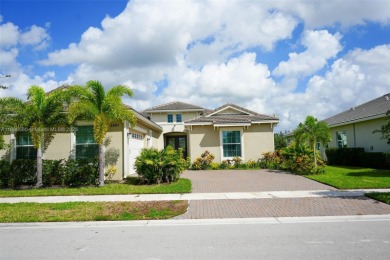 (private lake, pond, creek) Home For Sale in Loxahatchee Florida