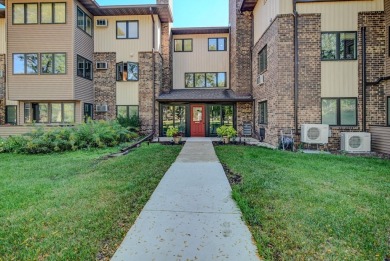 Lake Condo For Sale in Madison, Wisconsin