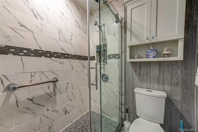 Bring your key & move right into this 3-bedroom, 2.5 bath - photo 13