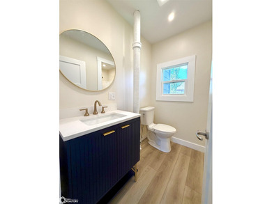 Step Inside To This Beautifully Updated 2 Bed, 1 Bath Home - photo 13