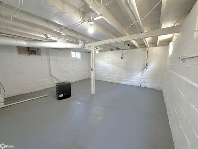 Step Inside To This Beautifully Updated 2 Bed, 1 Bath Home - photo 20