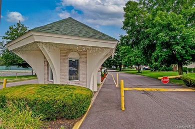 Bring your key & move right into this 3-bedroom, 2.5 bath - photo 24