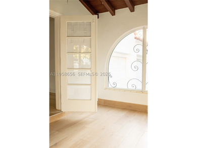 Single-family residence with historic designation by the City of - photo 25