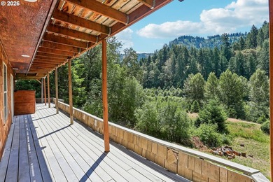 Tucked away in a beautiful, secluded neighborhood, this - photo 31