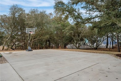 Exceptionally property located in The Currituck Club, offering - photo 36