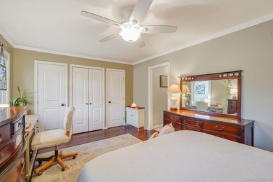 Bright and inviting home offering a perfect blend of comfort - photo 8