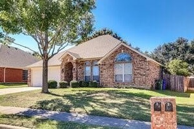 Joe Pool Lake Home Active Under Contract in Mansfield Texas