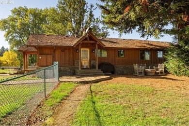 Welcome to Lookingglass Vineyard, a remarkable 142.94-acre - photo 7