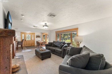 Welcome to Lookingglass Vineyard, a remarkable 142.94-acre - photo 10
